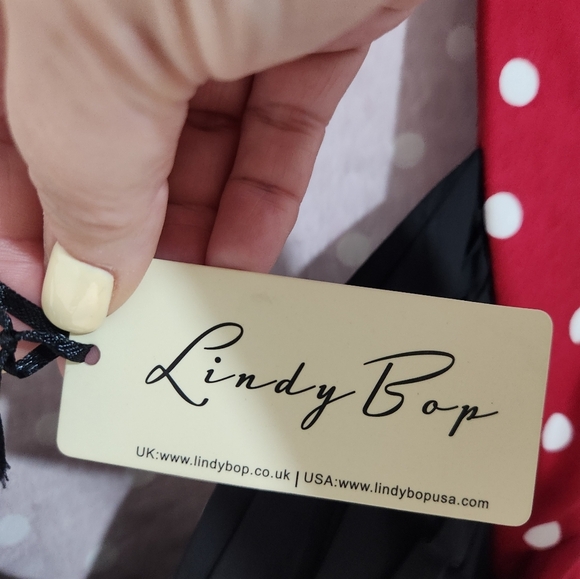 Lindy Bop Red Polka Dot Retro Women's Top, Size 18 - Picture 3 of 8